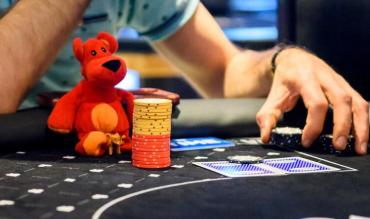 Der Straddle beim Poker - Das müssen Sie wissen!